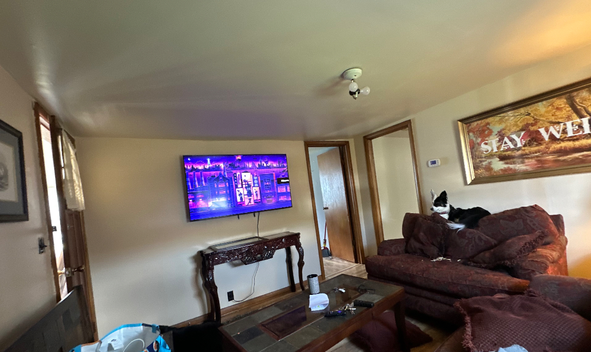 Full House with HVAC, Office, Dining room, Small Pet Friendly Queen Bed - Photo 10