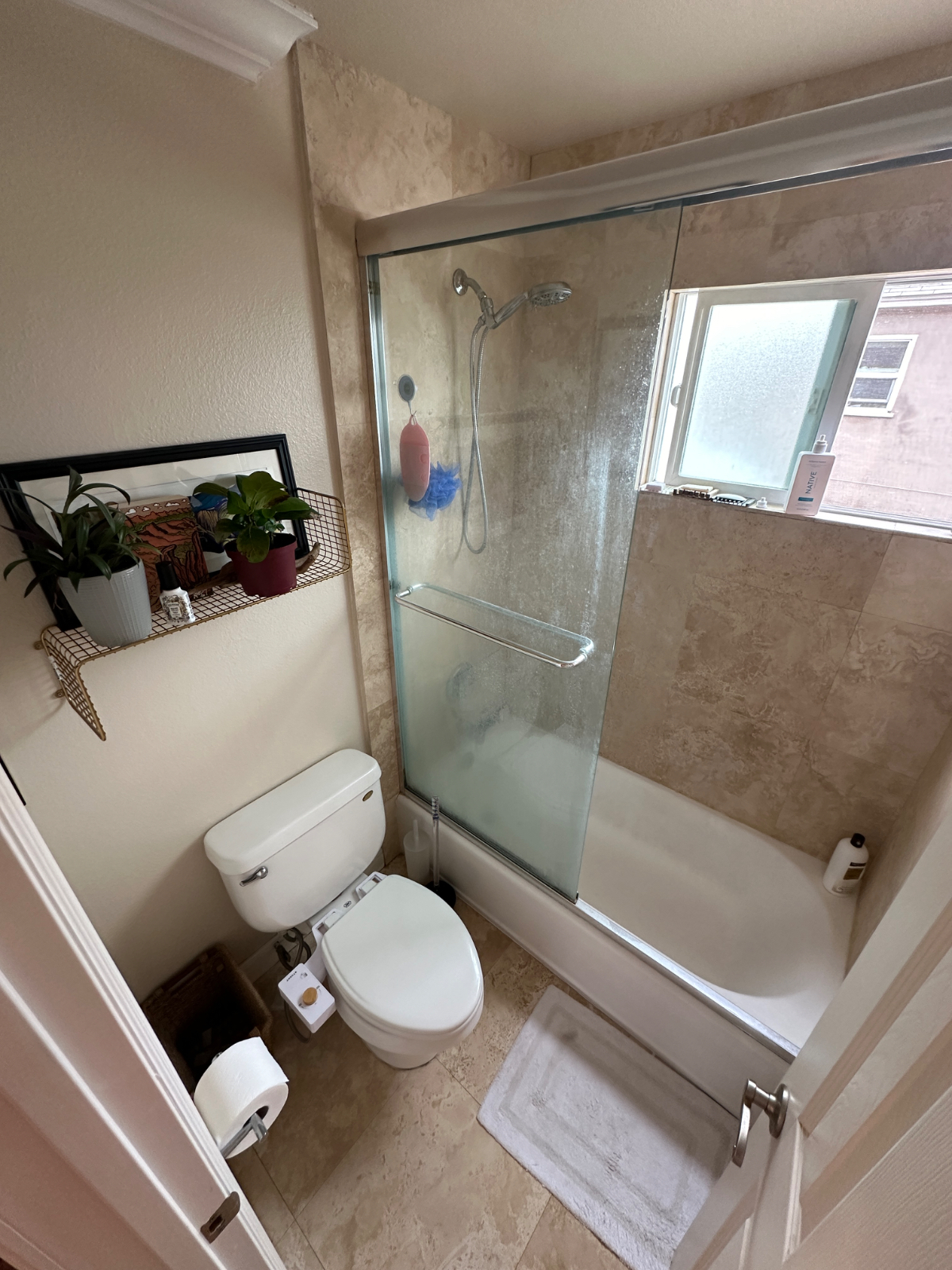 Cozy Condo in the Heart of San Diego - Photo 4