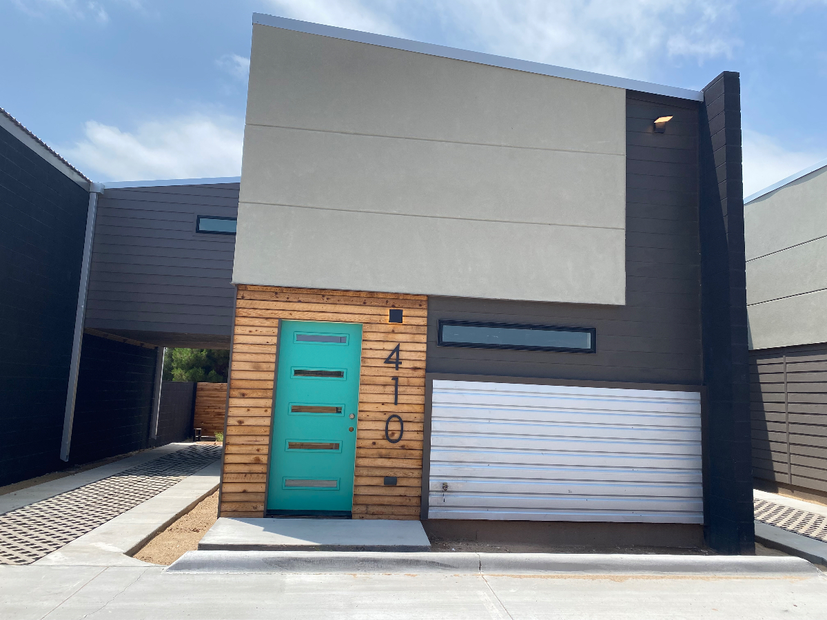 Modern Urban Loft Close to both Hospitals and TTU - Photo 4