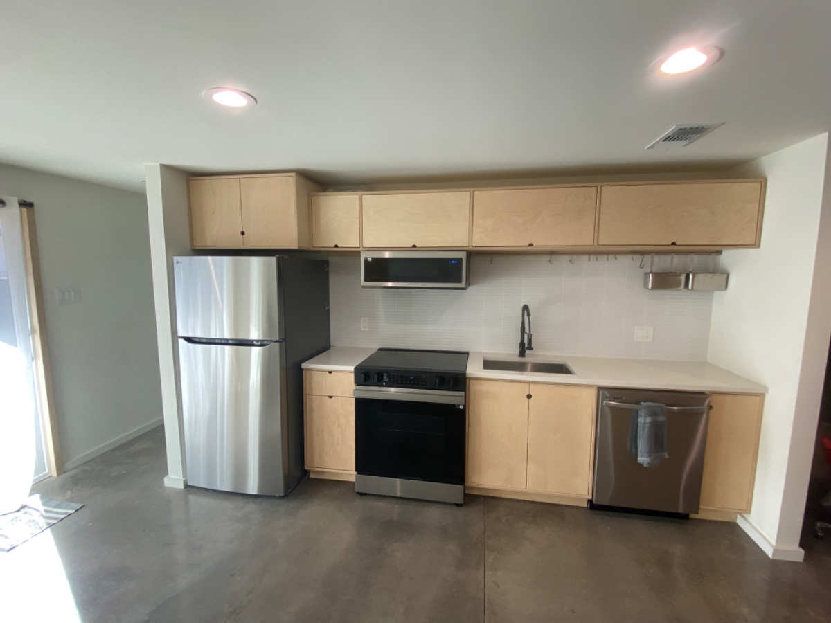 Modern Urban Loft Close to both Hospitals and TTU - Photo 7