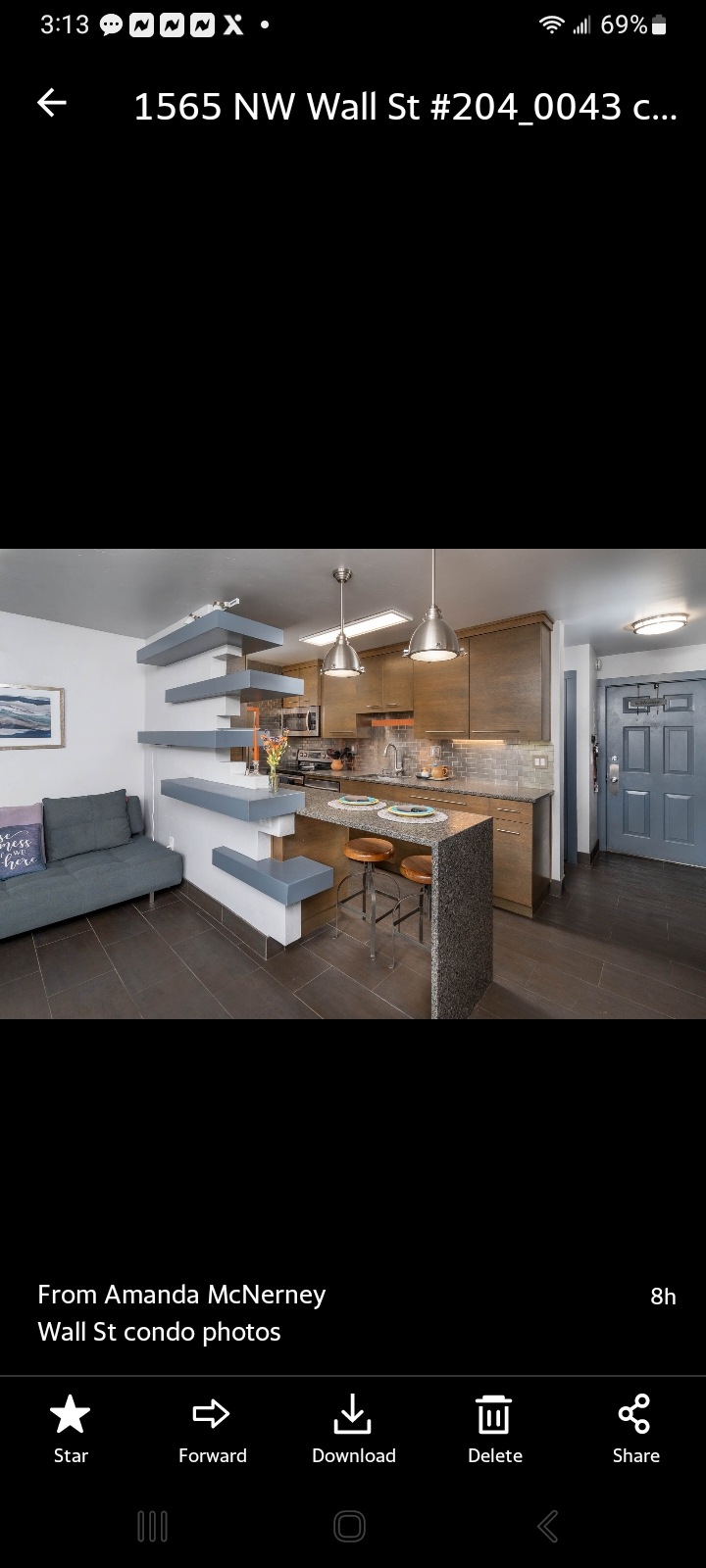Stunning Riverfront condo, near downtown, full kitchen, parking, pool, hot tub - Photo 5