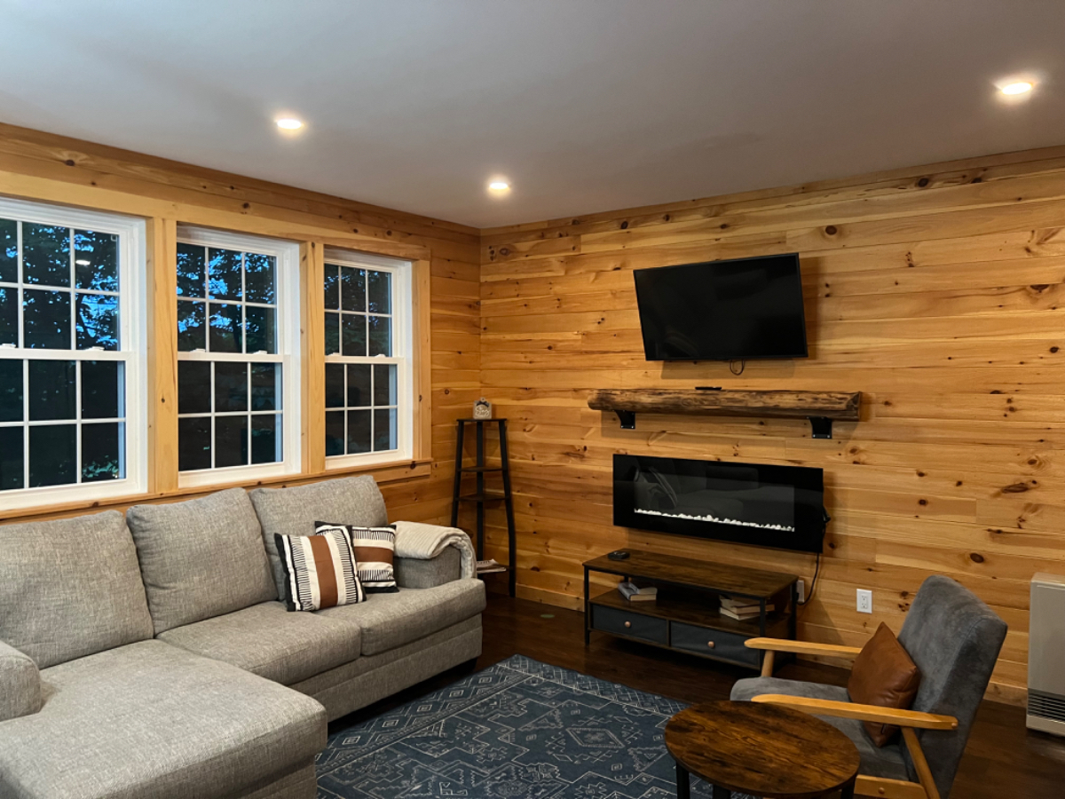Charming Lake Elmore Cottage Retreat with All Amenities and Great Location - Ideal for a Serene Geta - Photo 2