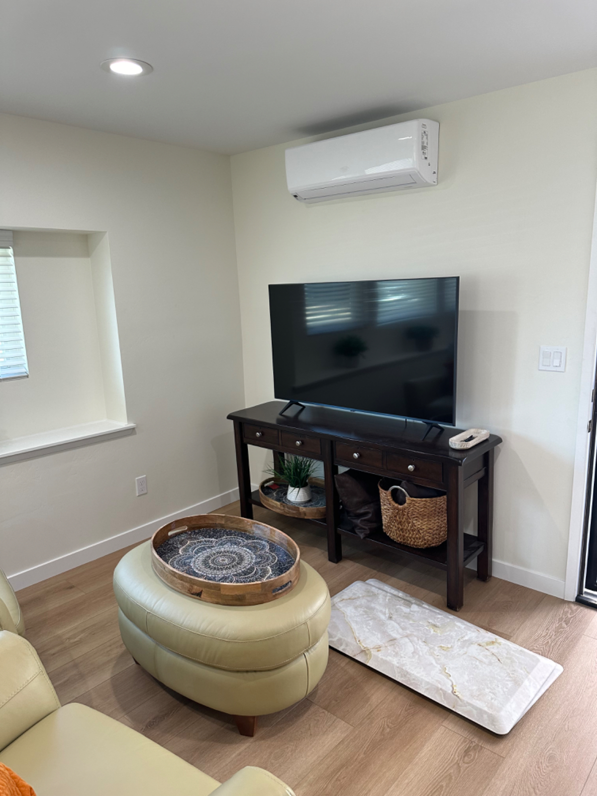 Like New Cottage/Apt/Acessory Dwelling Unit (ADU) -1 Bedroom/ 1 Bathroom - Photo 3