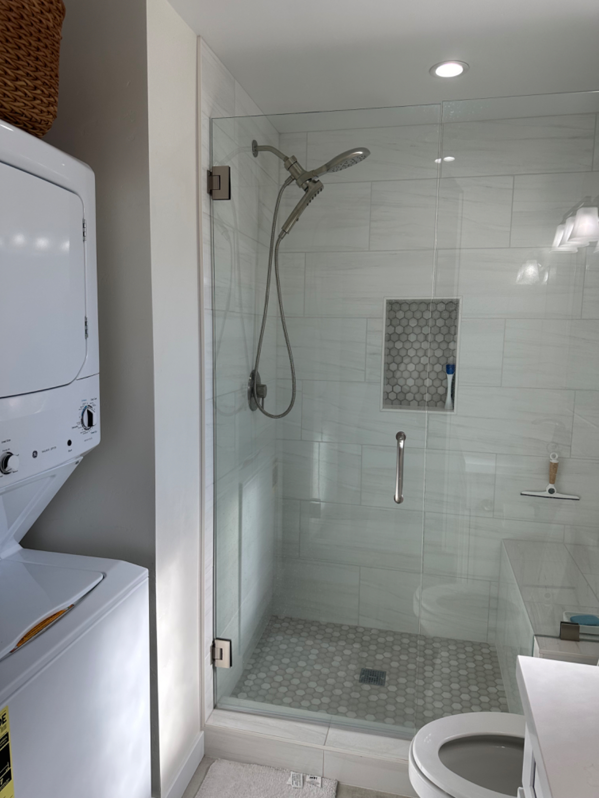 Like New Cottage/Apt/Acessory Dwelling Unit (ADU) -1 Bedroom/ 1 Bathroom - Photo 5