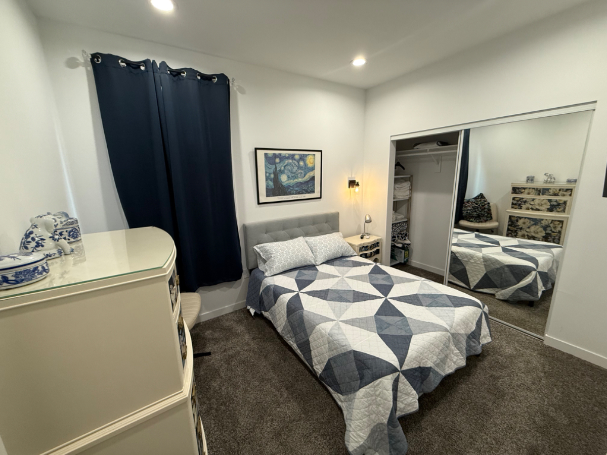 Quiet Room, Near all of North San Diego County - Photo 1