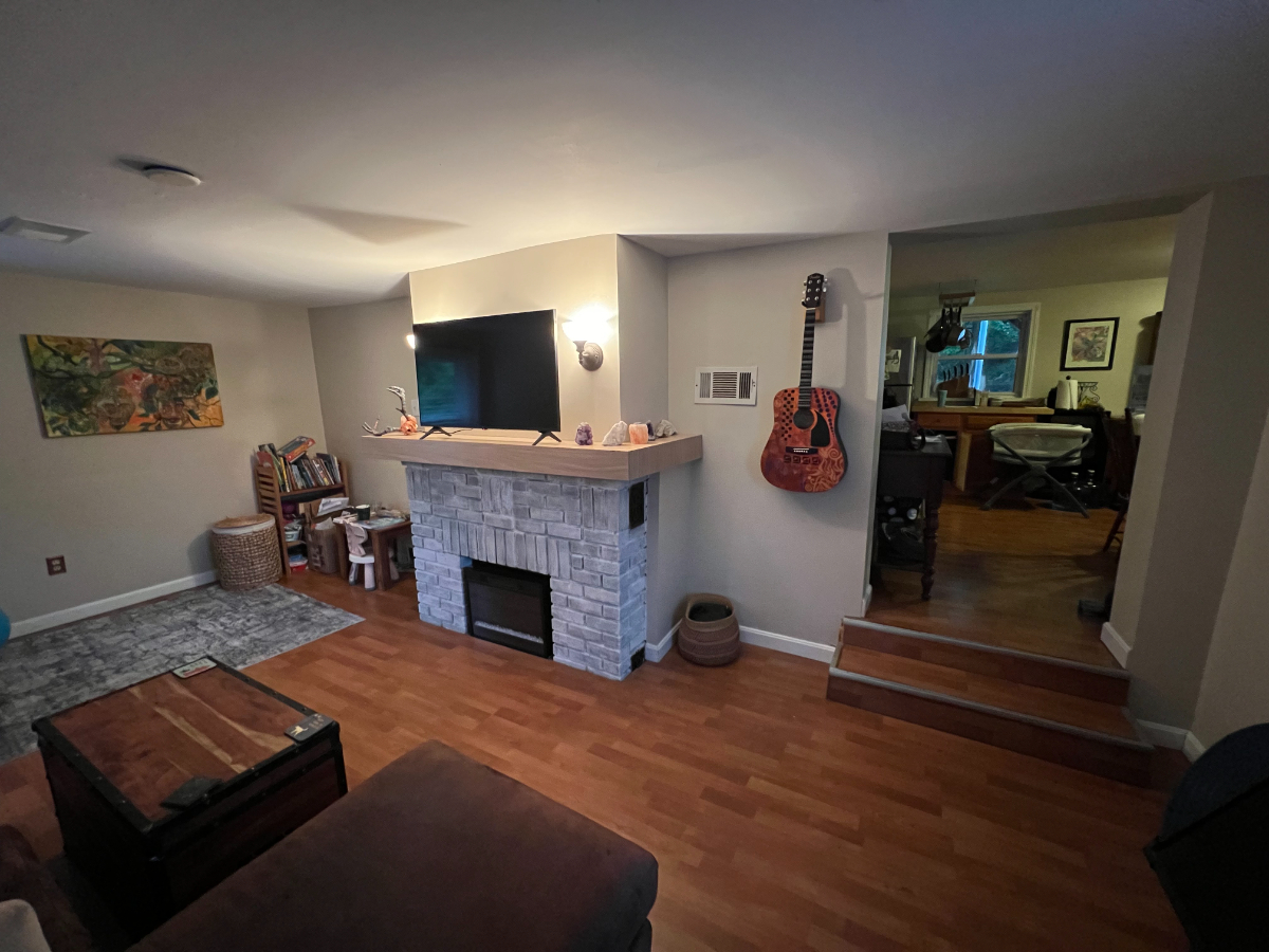 3 bdrm / 2 bath office. Internet/Heat, etc. included - Photo 2