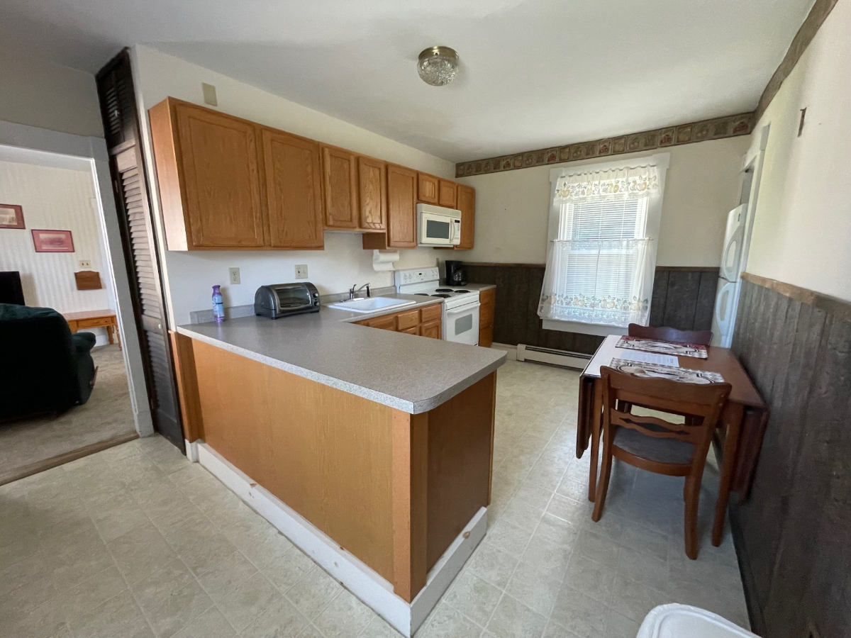 Escape to Tranquility in this Cozy 2-Bedroom Apartment in Proctorsville - Your Home Away from Home A - Photo 6