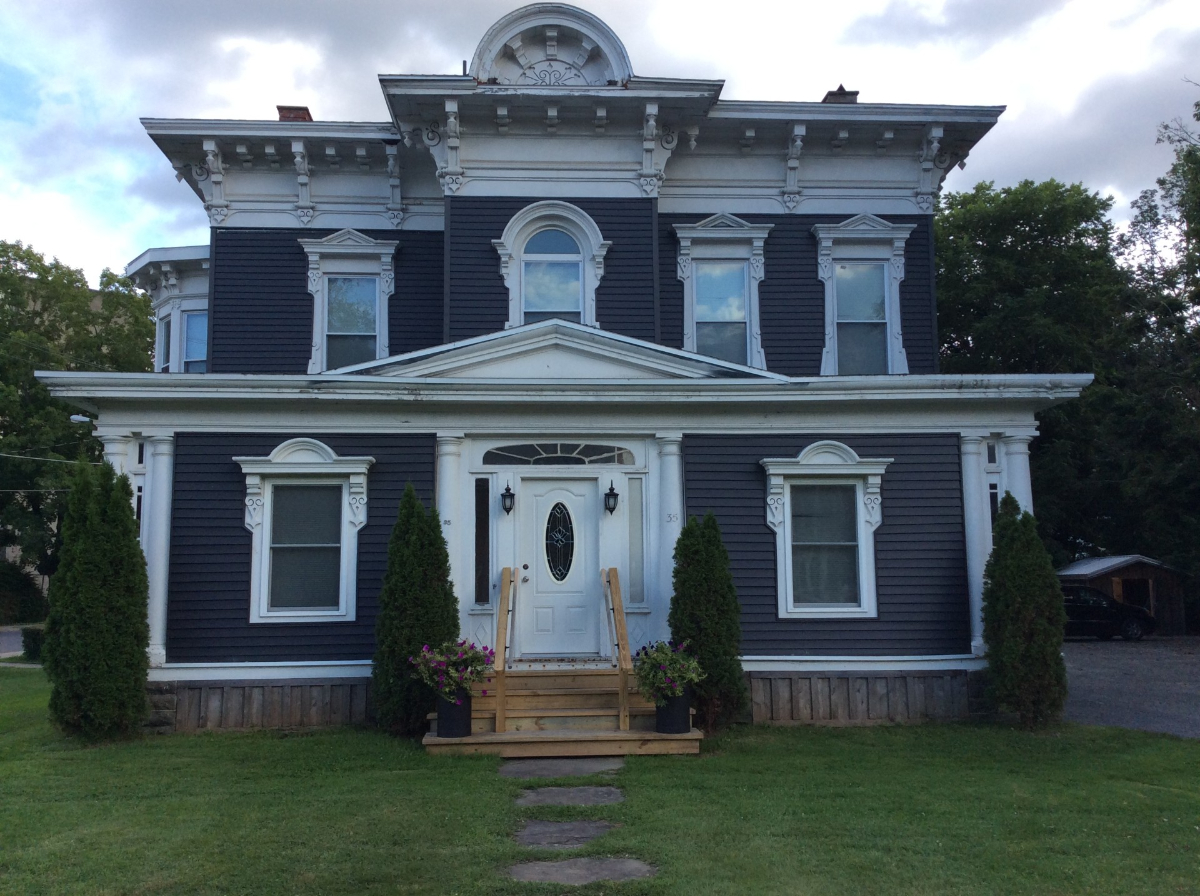 Discover Your Dream Home Spacious & Inviting Wood-Floored Apartments Awaiting in Oneonta, NY - Voted - Photo 1