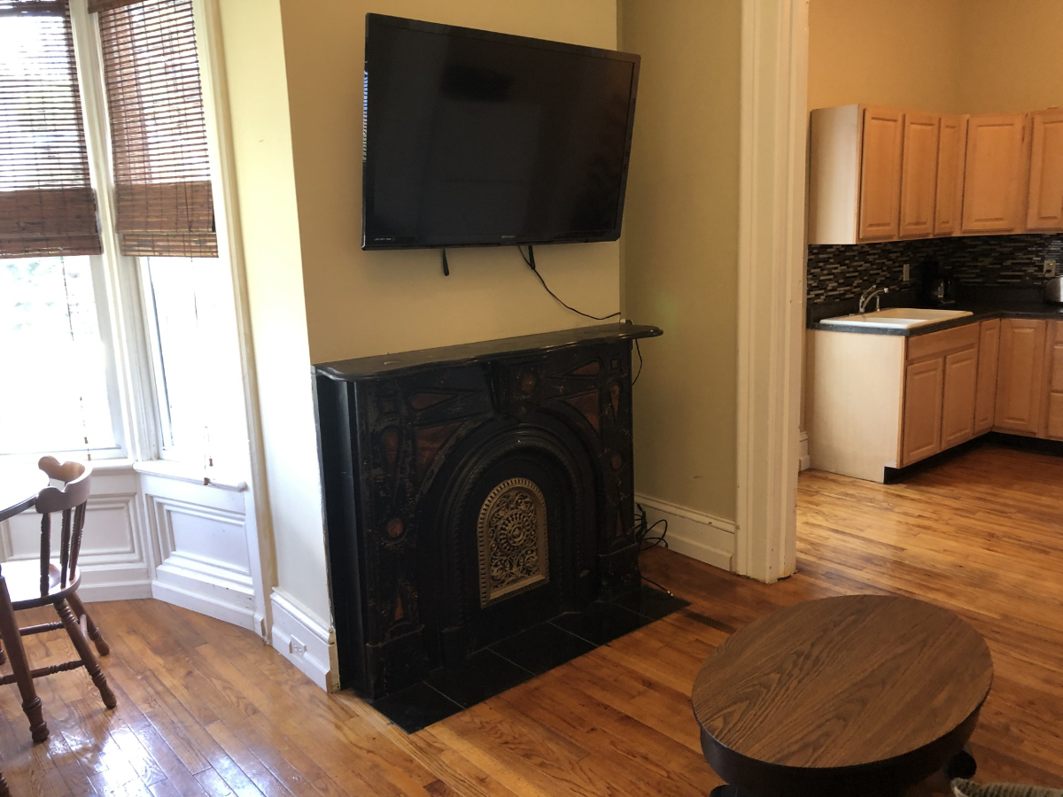 Discover Your Dream Home Spacious & Inviting Wood-Floored Apartments Awaiting in Oneonta, NY - Voted - Photo 4