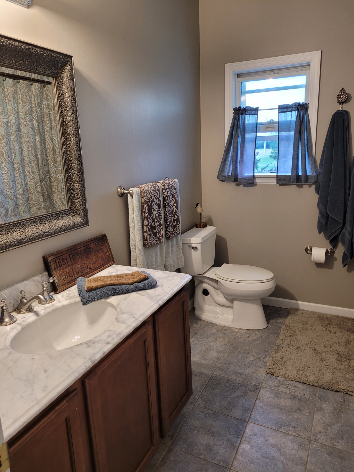 Peaceful and Relaxing Home Away from Home - Photo 2