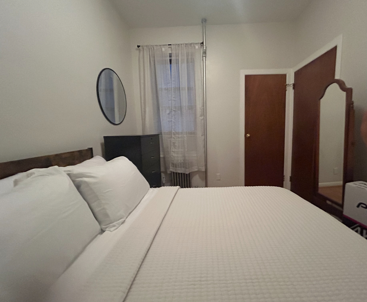 E.Williamsburg/Bushwick Bedroom Suite 1 - Photo 5