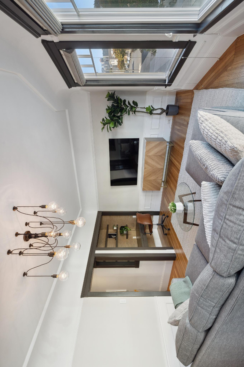 Explore the pinnacle of Marina living. Situated in one of San Francisco's most coveted locations. Steps away from Fort Mason, Moscone... - Photo 5
