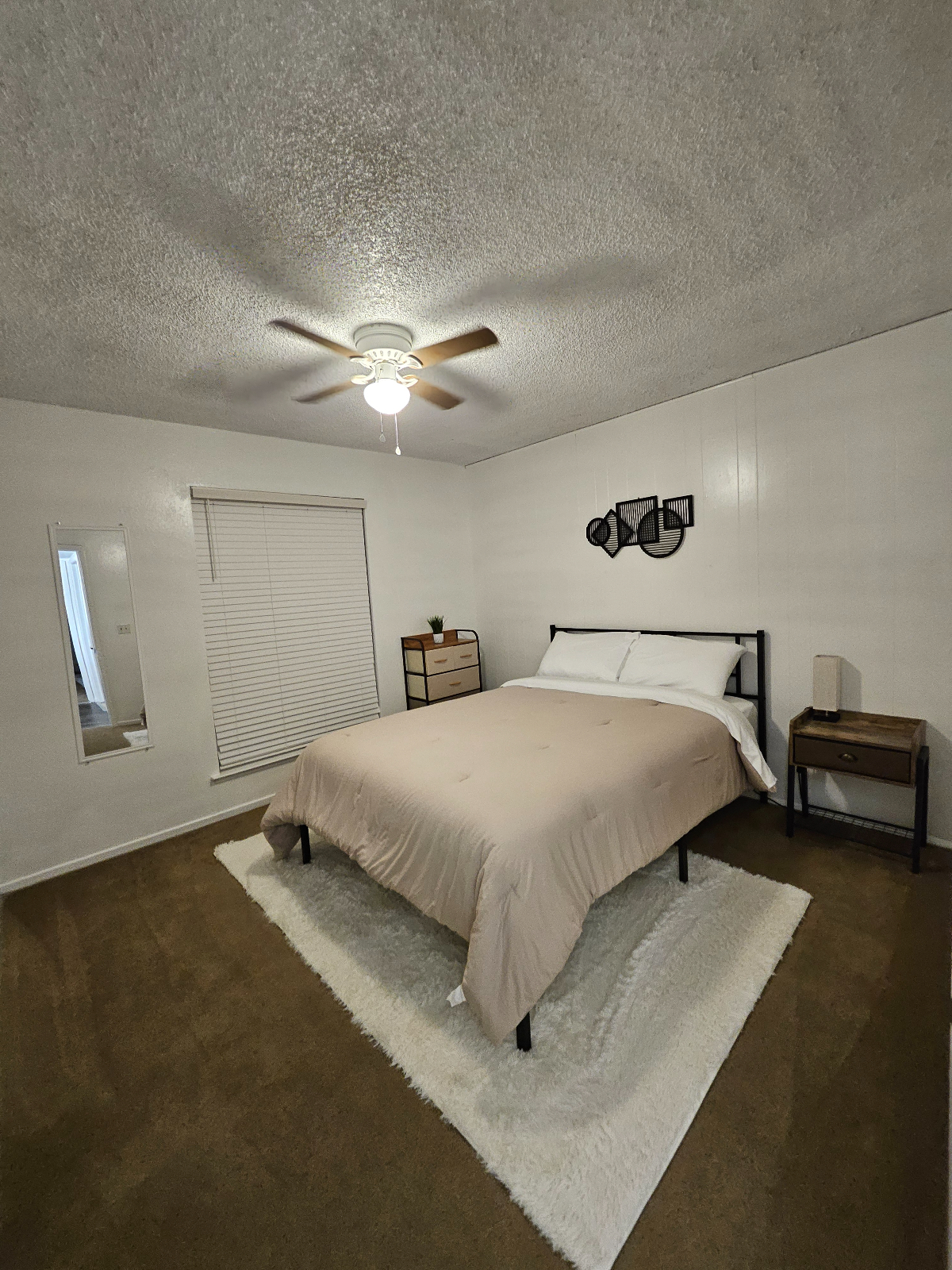 3 bed 2 bath travel professional home (bedroom 2)