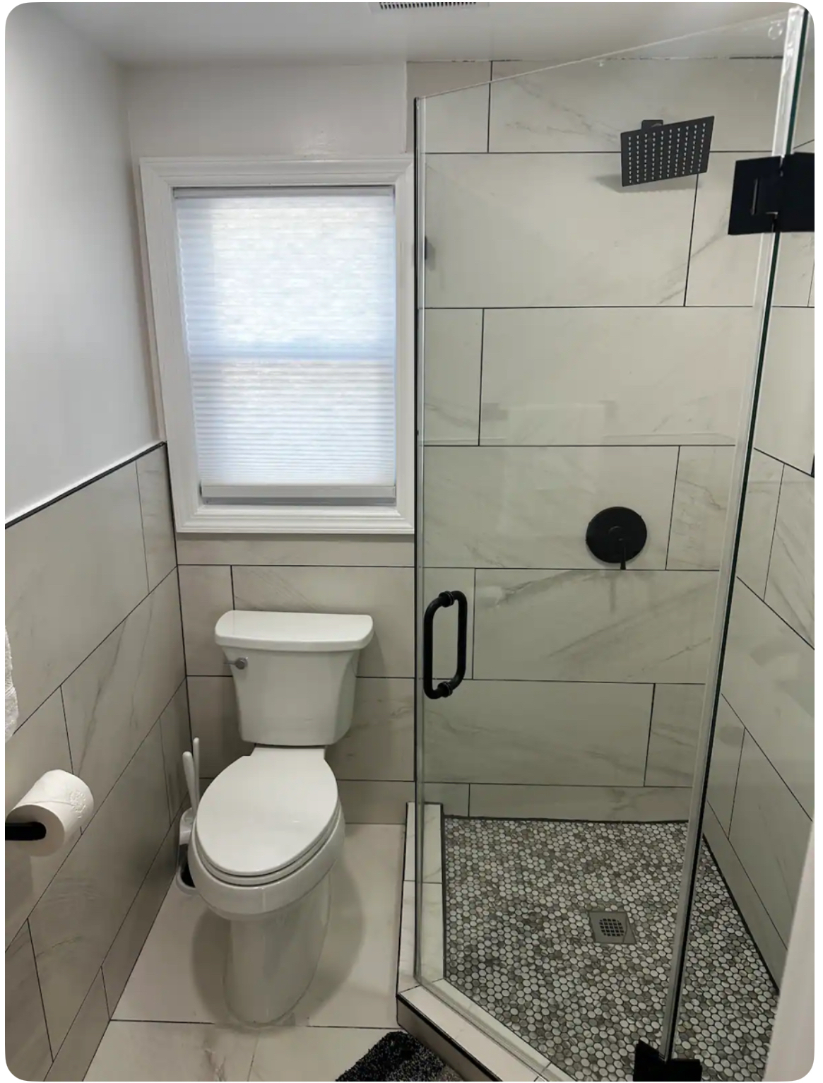 Private bedroom and private bathroom - Photo 4