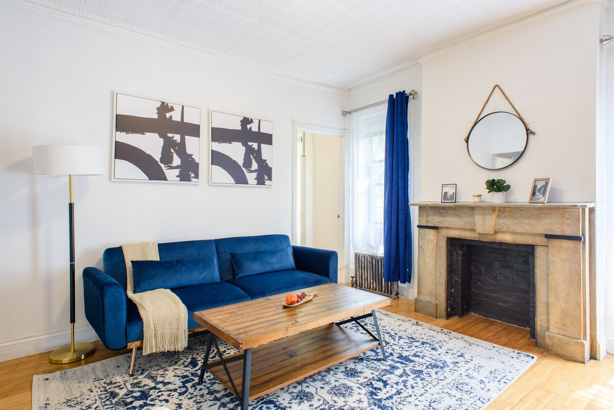 New 2BR prime midtown Best value Sleeps 5 (819688)