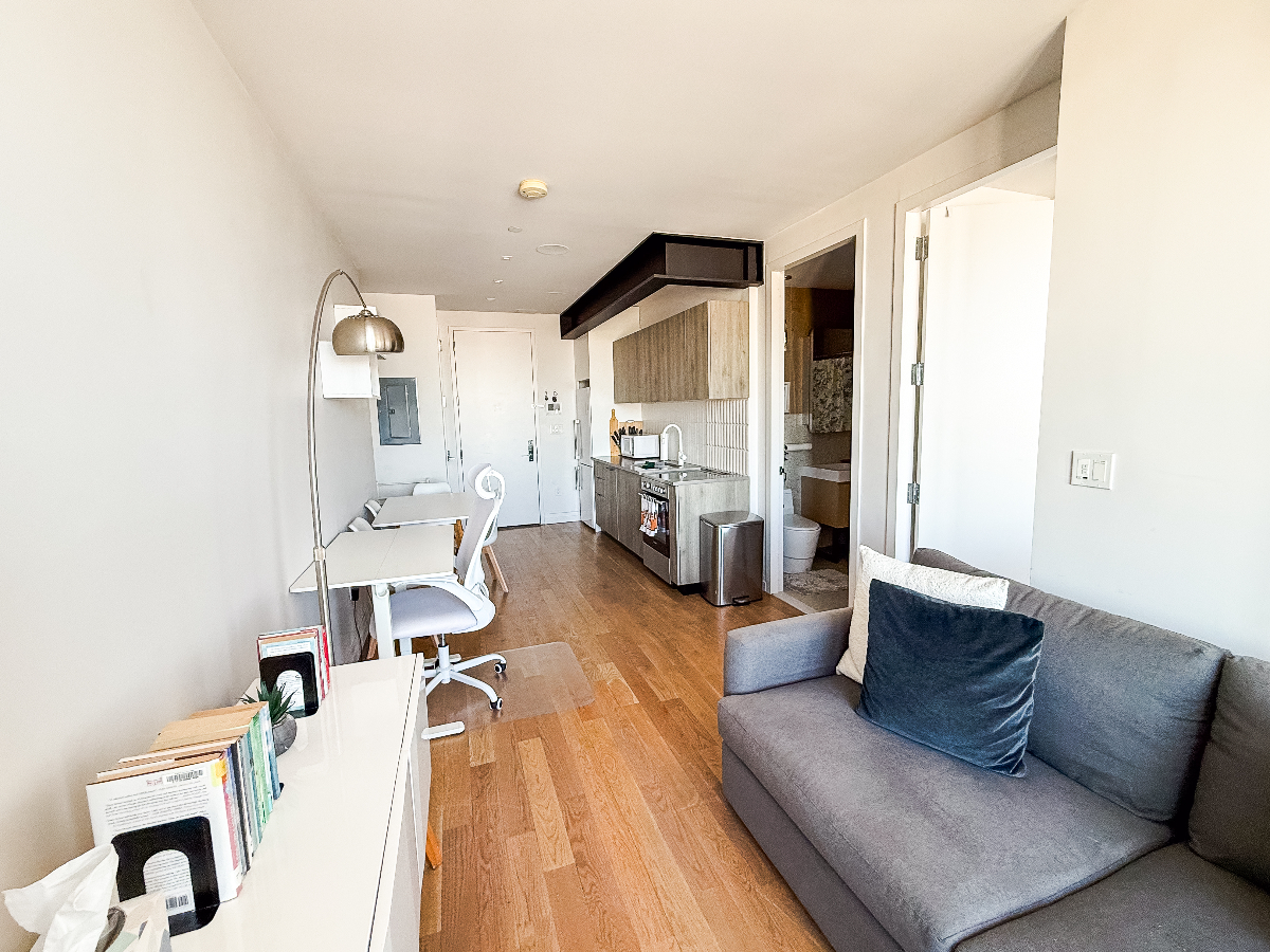 Modern 1BR | 0.35mi to Wyckoff Hospital | Fully Furnished, Utilities Incl., Pet-Friendly, Flex Renta - Photo 12