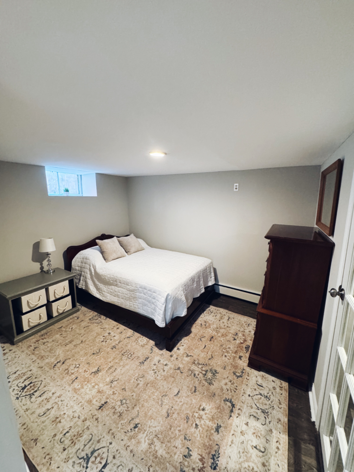 Unit 3 - 1 bed / 1 bath - basement