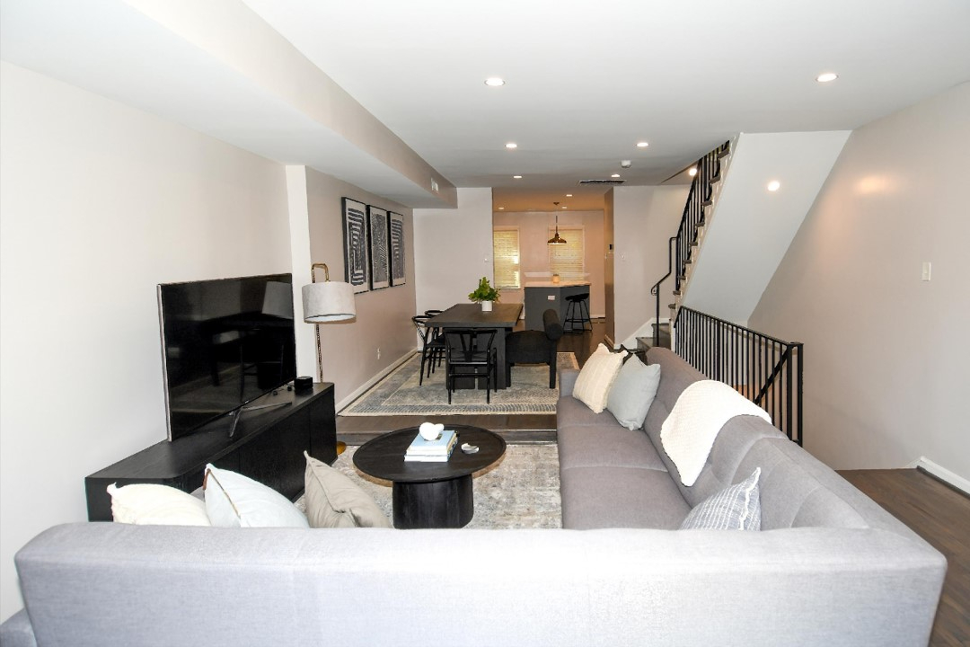 2 BR-1.5 BA Georgetown Condo Near Downtown DC and Hospitals - Photo 4