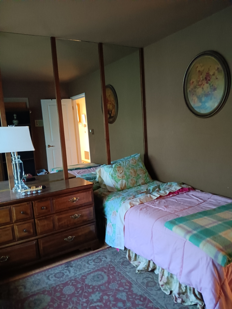 Beautiful Bedroom in Moraga, California