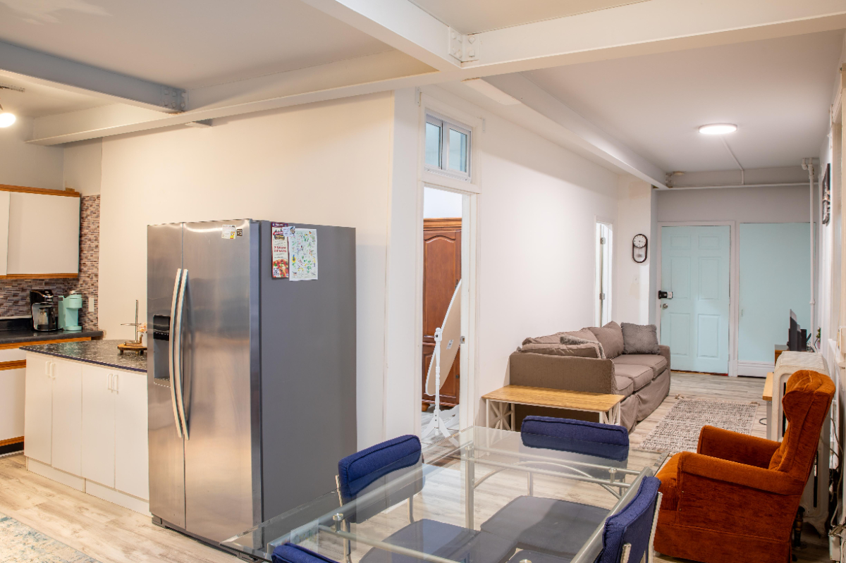 3 Bedroom Apartment 5min to Albany Med, Modern Comforts - Steps to Trendy Bars & Washington Park & S - Photo 3