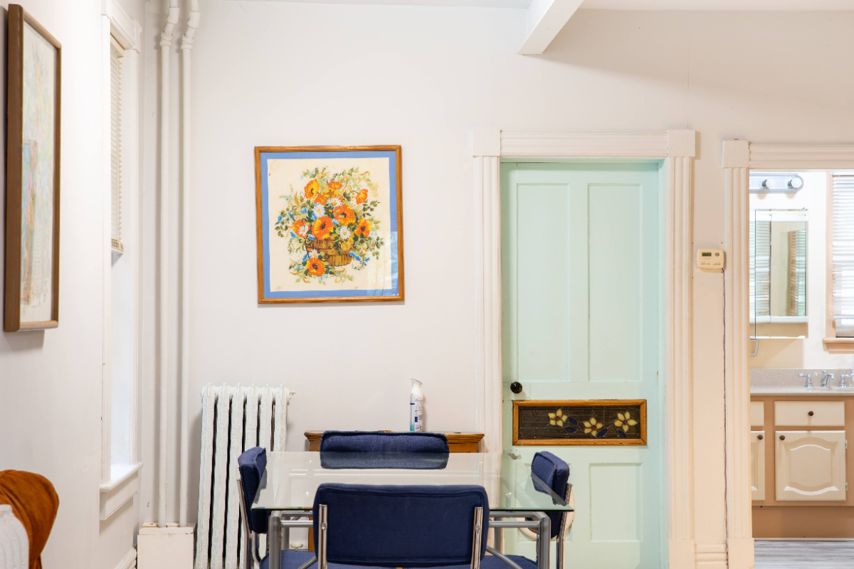 3 Bedroom Apartment 5min to Albany Med, Modern Comforts - Steps to Trendy Bars & Washington Park & S - Photo 10