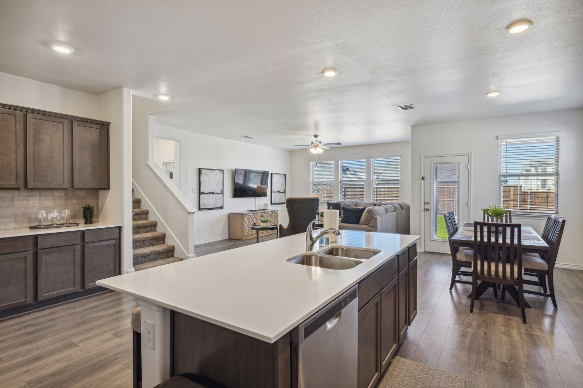 TCH - Spacious 5bd/3ba home in Celina w/ Workspace - E - Photo 6