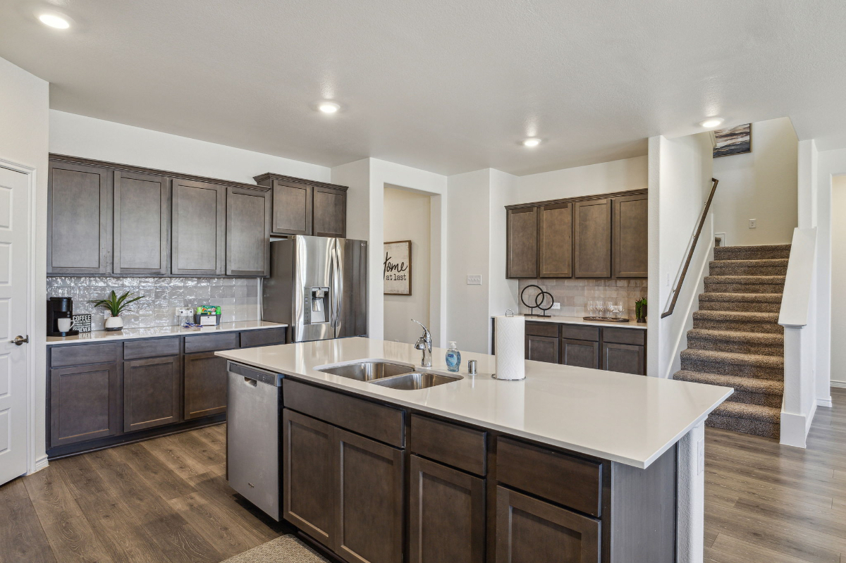 TCH - Spacious 5bd/3ba home in Celina w/ Workspace - E - Photo 7