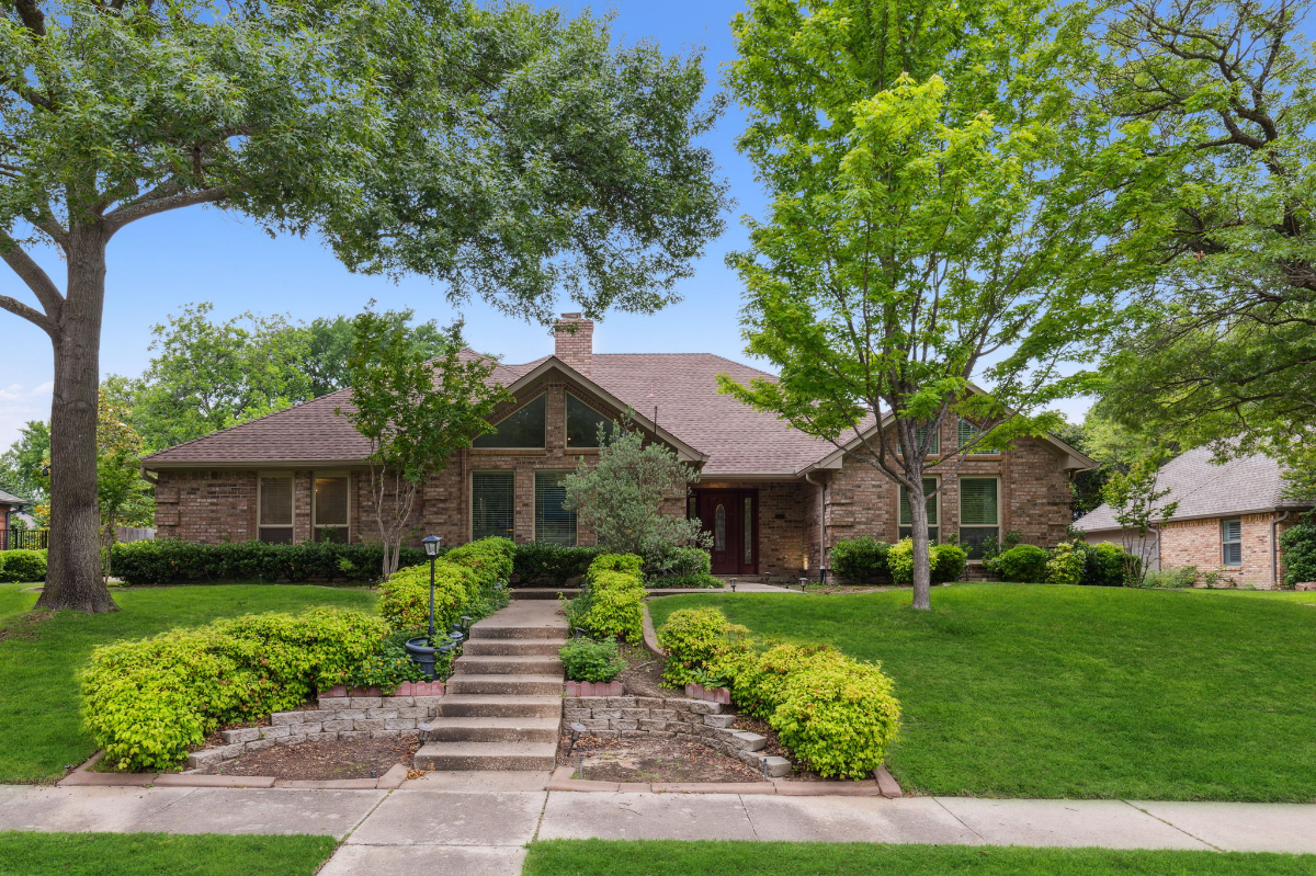 TCH - Luxurious 5bd/3ba home in Coppell with Pool - B - Photo 1