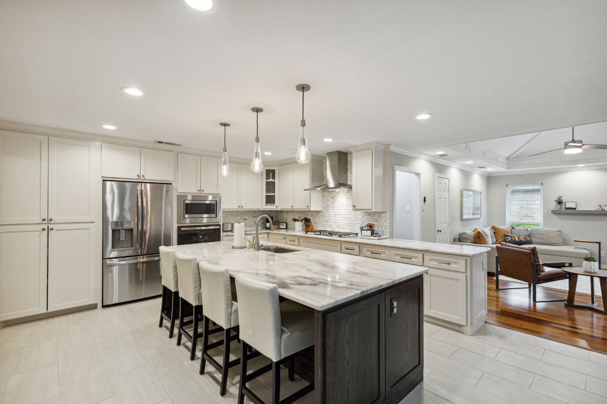 TCH - Luxurious 5bd/3ba home in Coppell with Pool - B - Photo 12