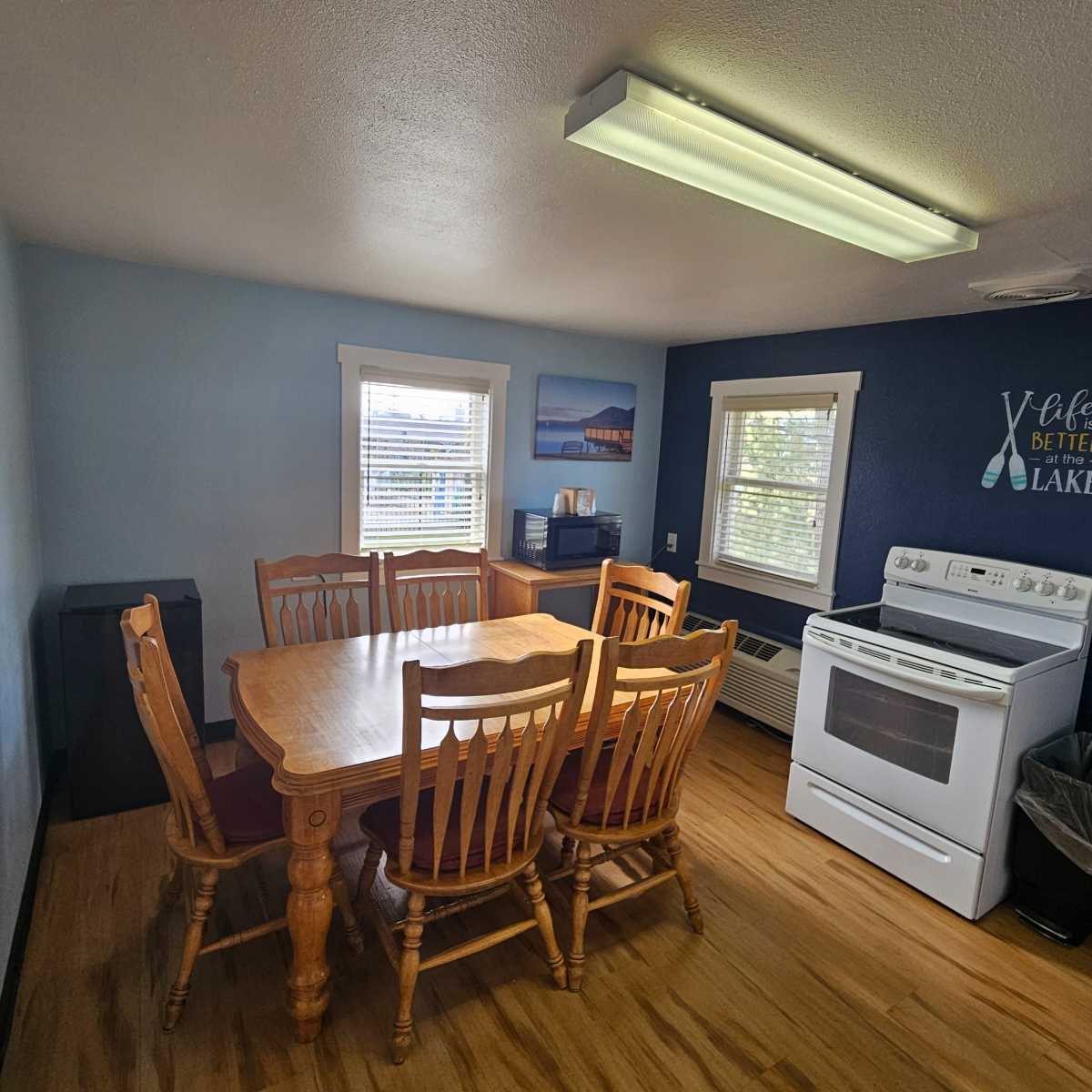 Skylark Shores -Cabin 120 - 2 Double's & Kitchen - Photo 6