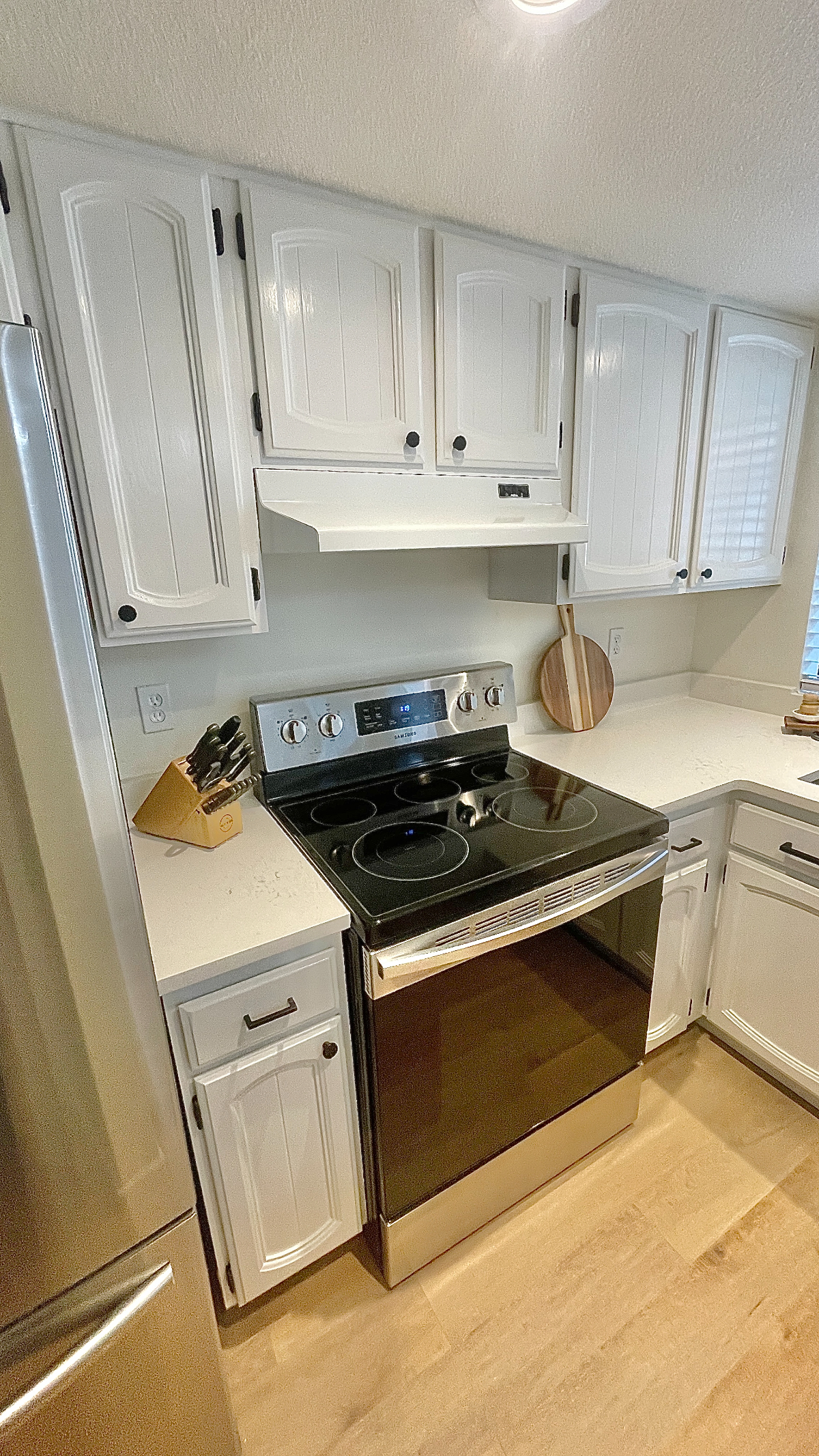 Tastefully furnished 1-bedroom condo close to Bellevue downtown - Photo 6