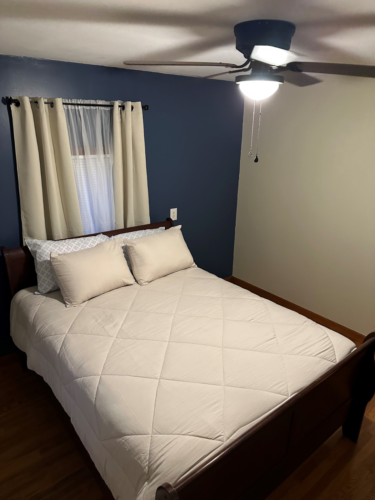 4 Bedroom Private Home - Photo 5