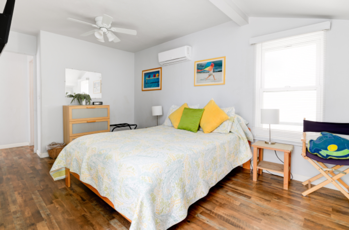 Beach Views, Dedicated Parking, Washer/Dryer - Photo 2