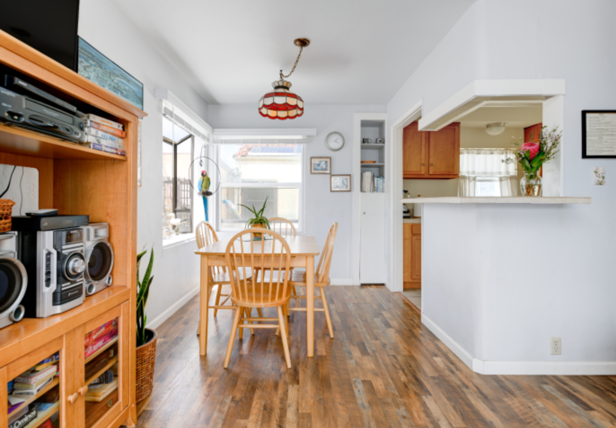 Beach Views, Dedicated Parking, Washer/Dryer - Photo 3