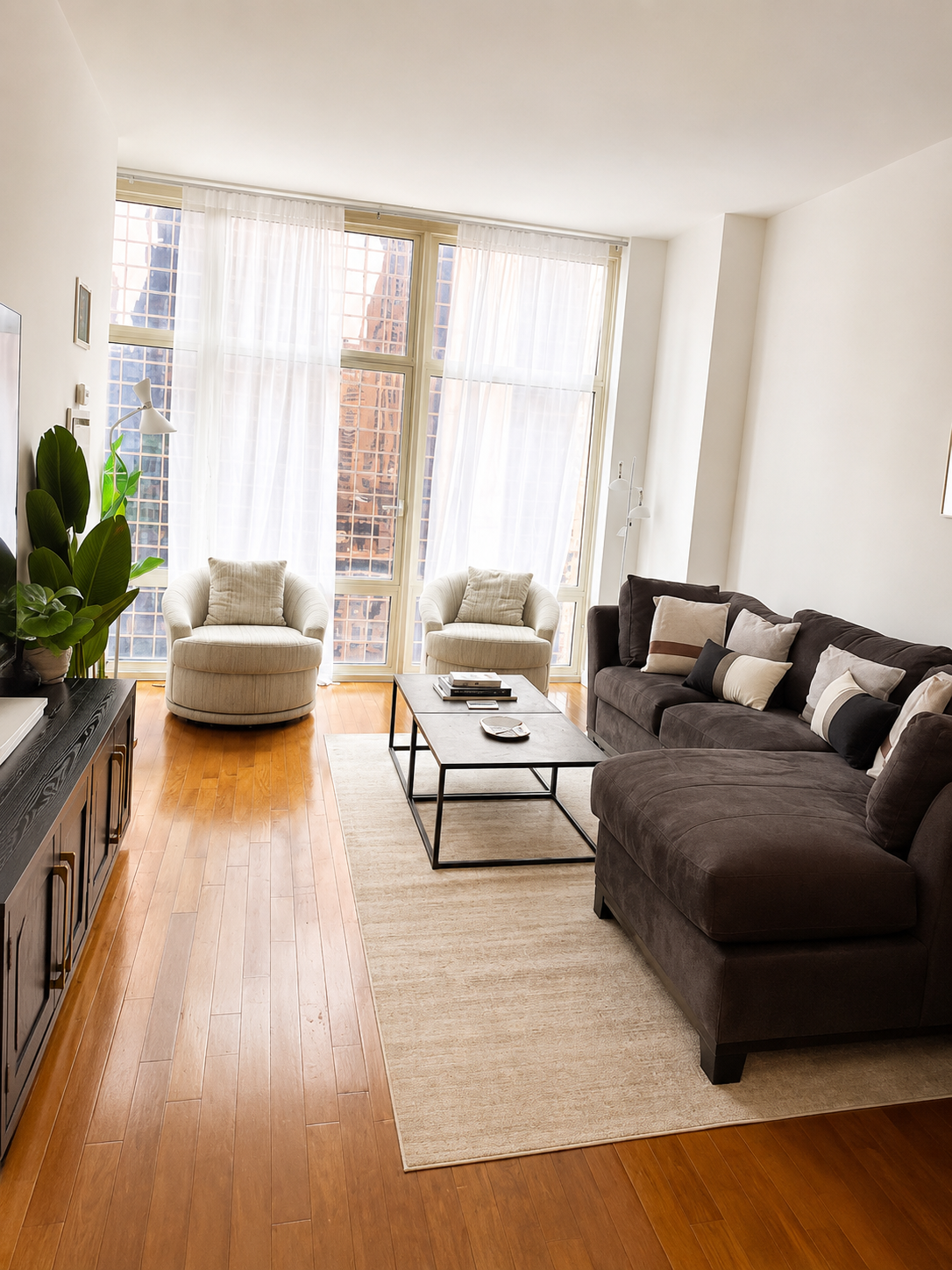 Iconic Times Square Penthouse - Photo 7