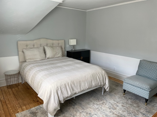 Guest Apartment in 1905 Victorian House - Photo 12