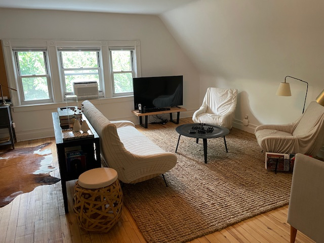 Guest Apartment in 1905 Victorian House - Photo 1