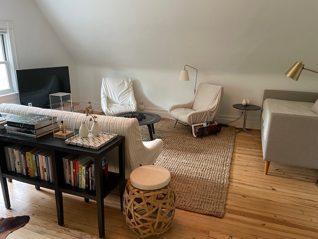 Guest Apartment in 1905 Victorian House - Photo 2