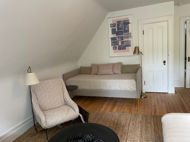 Guest Apartment in 1905 Victorian House - Photo 3