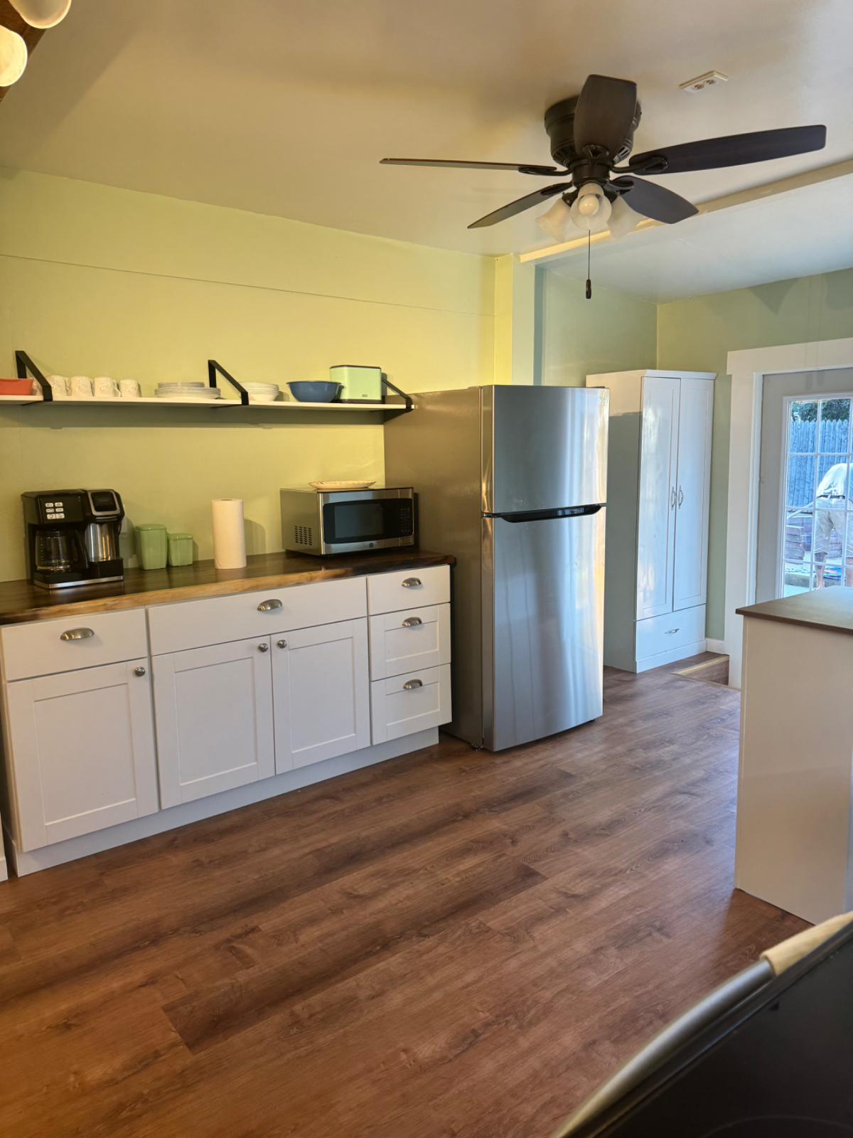 Newly Remodeled, w/Laundry, All Utilities Included - Photo 8