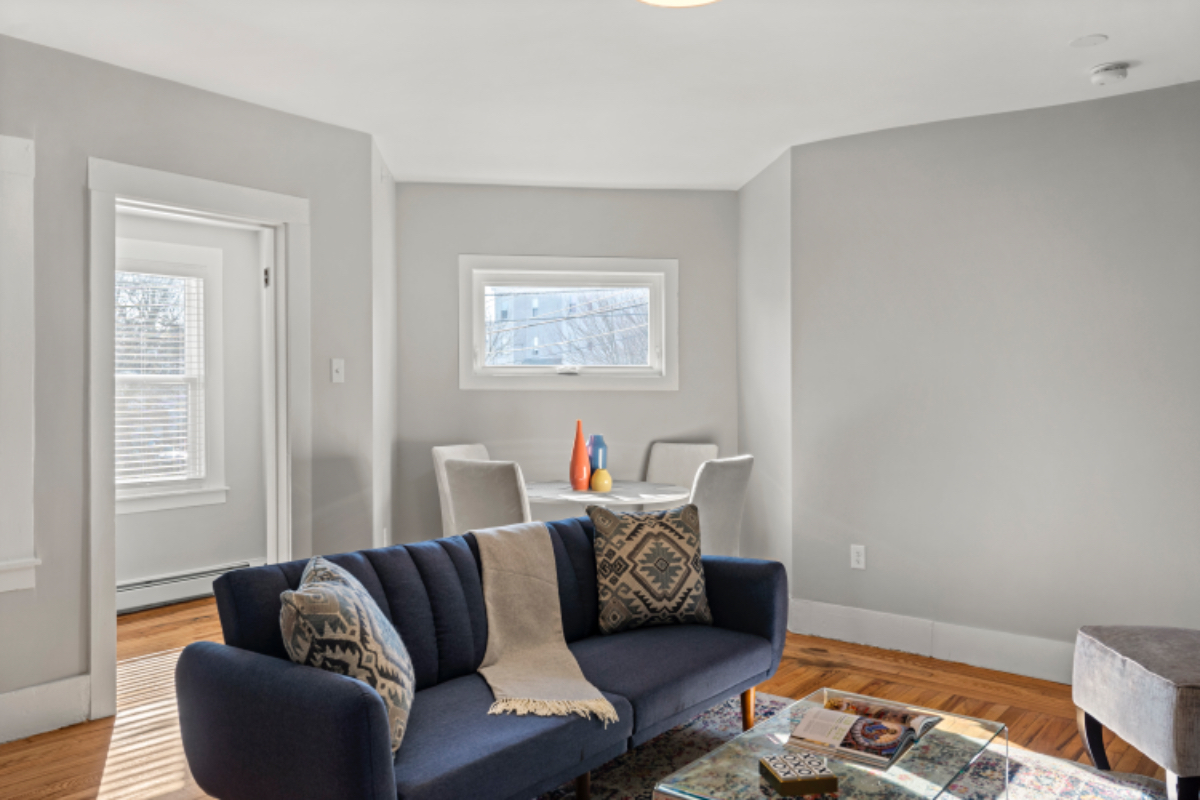 Large Bedroom in Renovated Beach Apartment - Photo 8