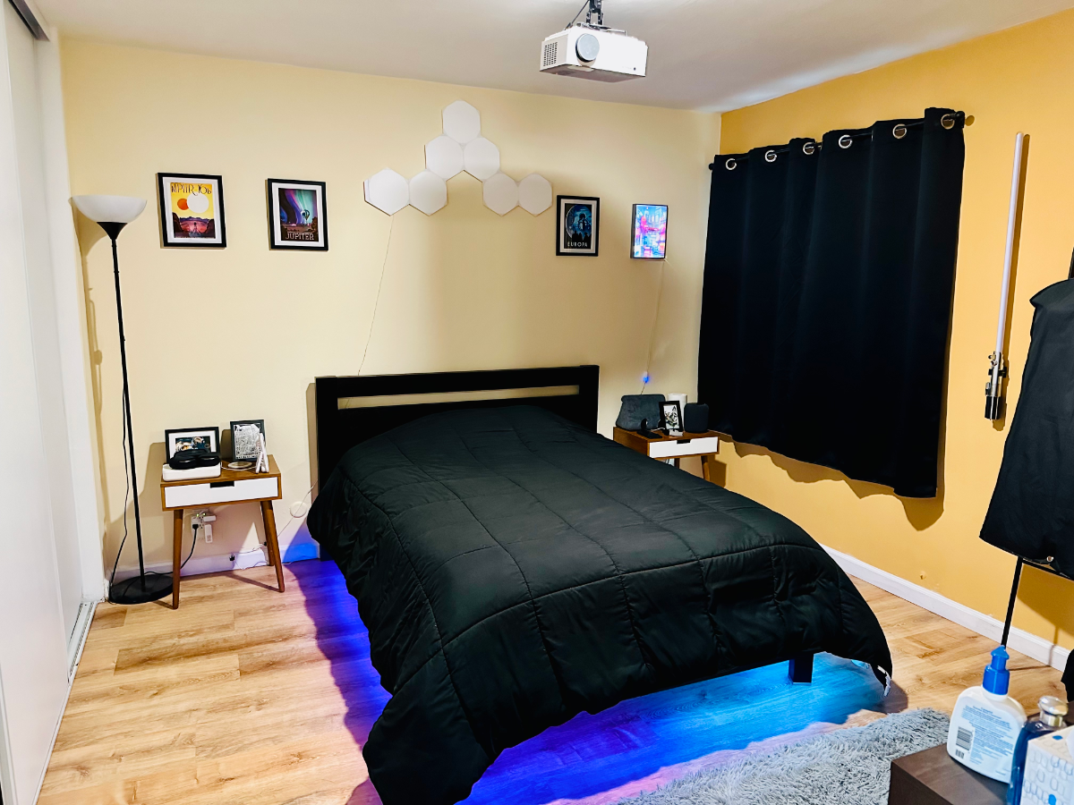 Fully Furnished Apartment (2 Bed/1 Bath), Full Kitchen, and Living Room - Photo 5