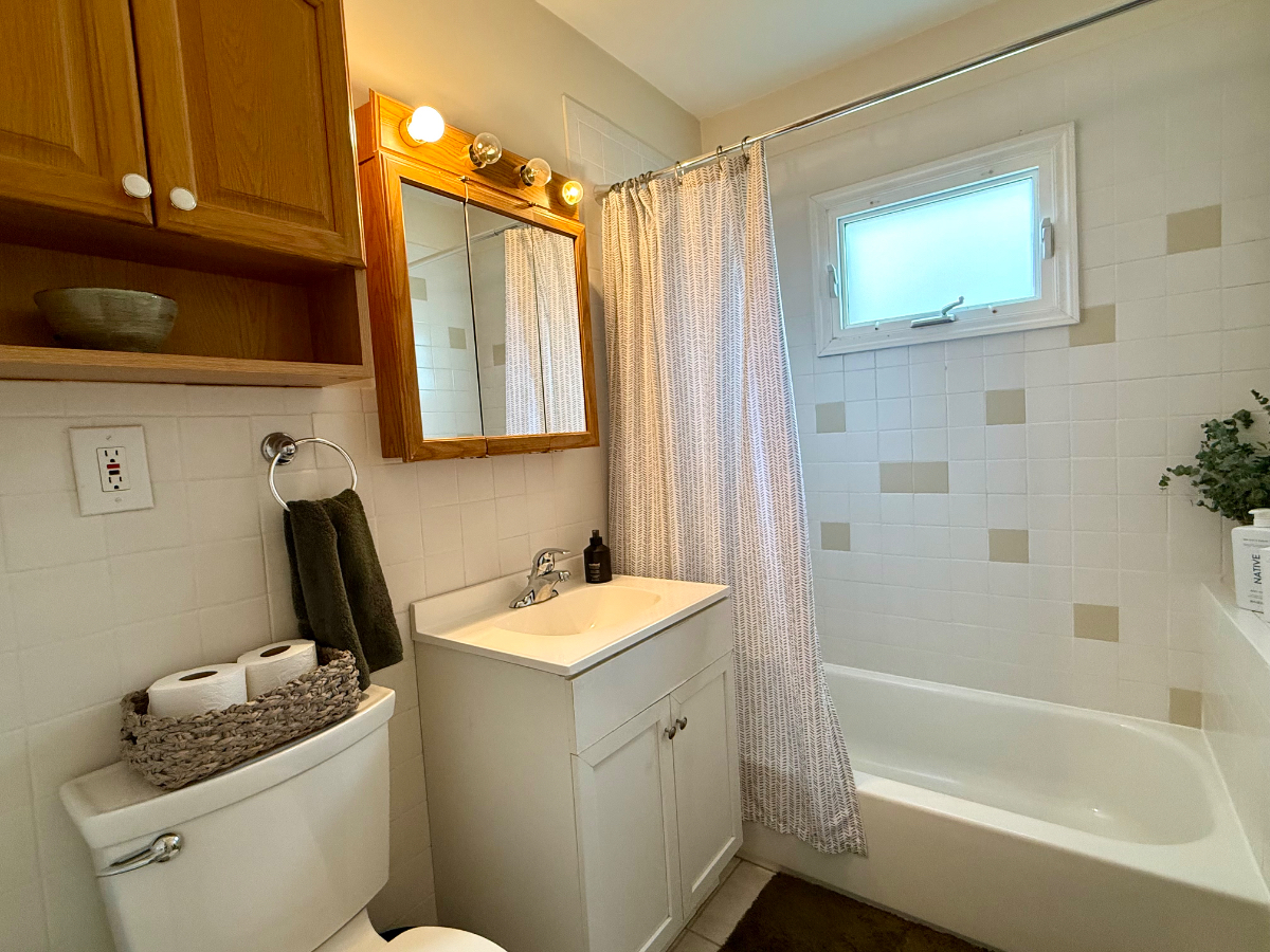 Beautiful & Spacious 2-Bedroom Apartment in Eastwood - Photo 9