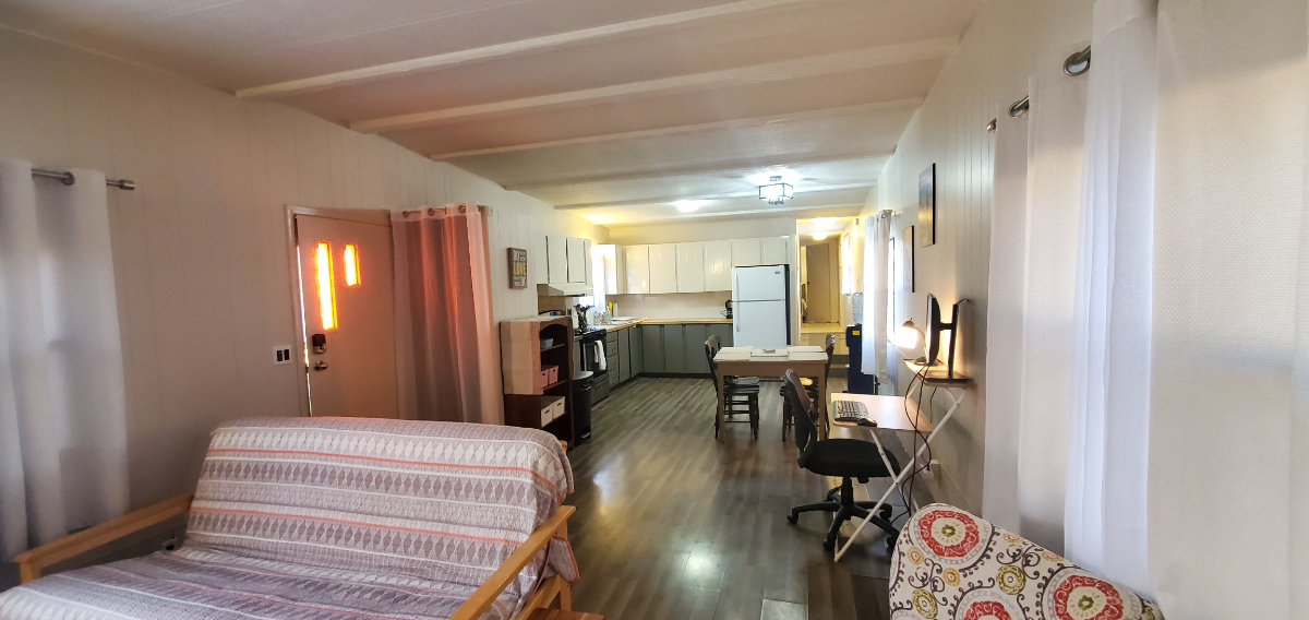 Modern Charm Downtown Casper Fully Furnished 2 Bed, 1 Bath Haven in Prime Location - Photo 4