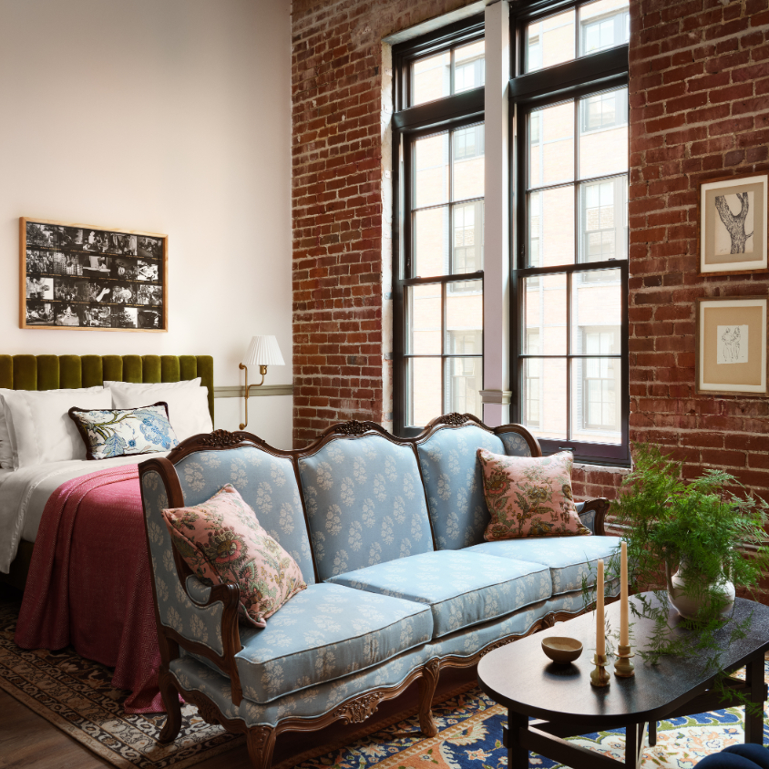 Memoir New Orleans-Warehouse District-Studio