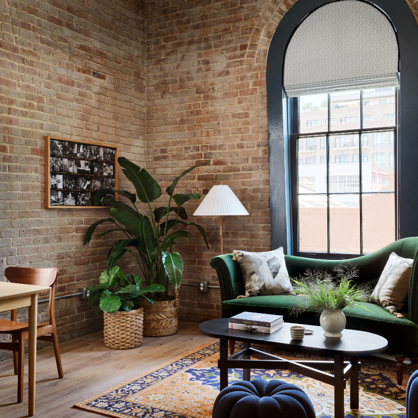 Memoir New Orleans-Warehouse District-Studio