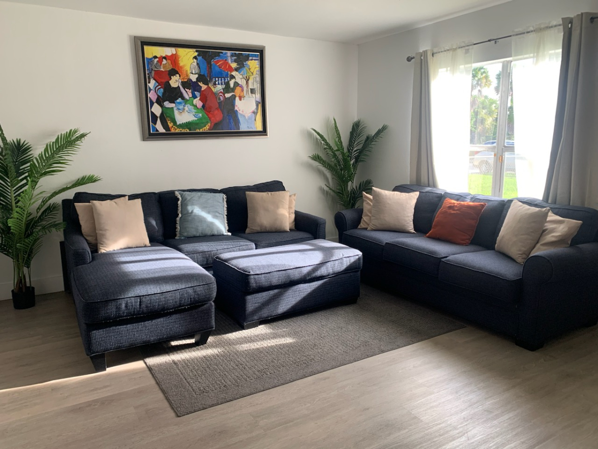 stylish room in Riviera beach