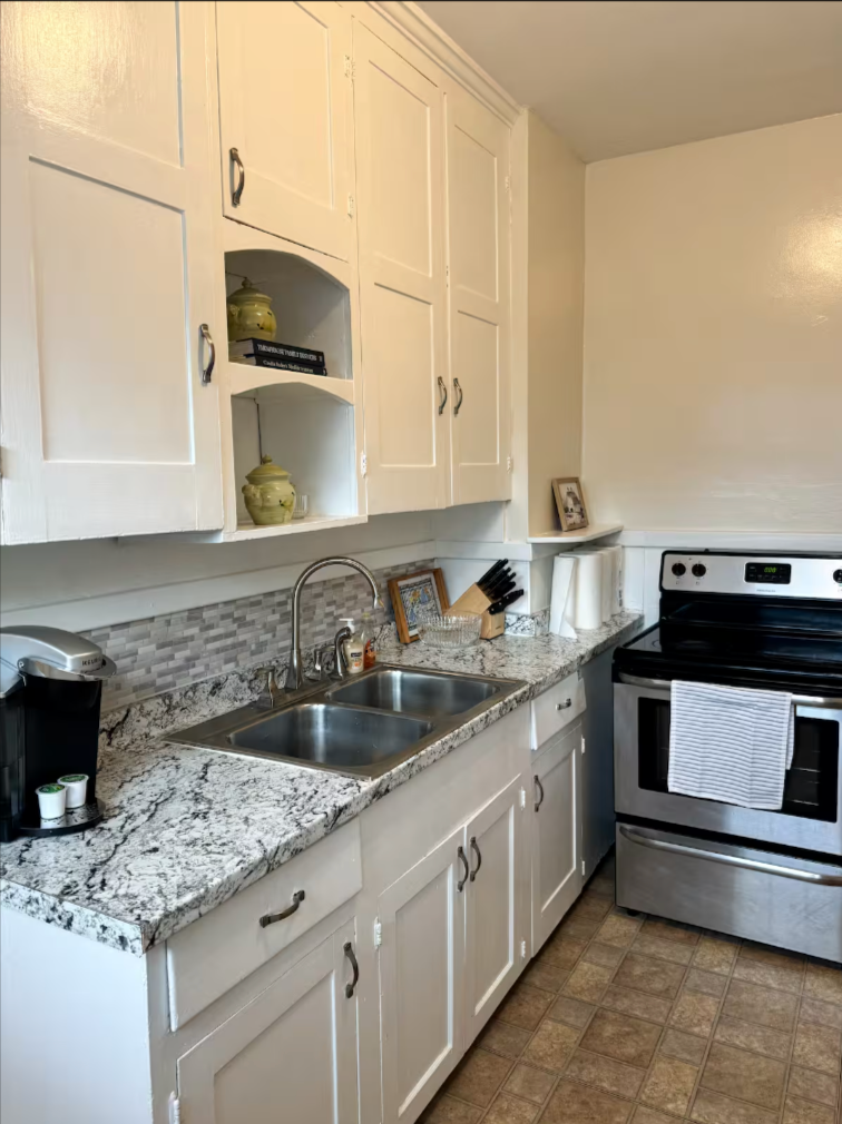 Westside Peaceful Apt - Walkable to Hospitals - Photo 5