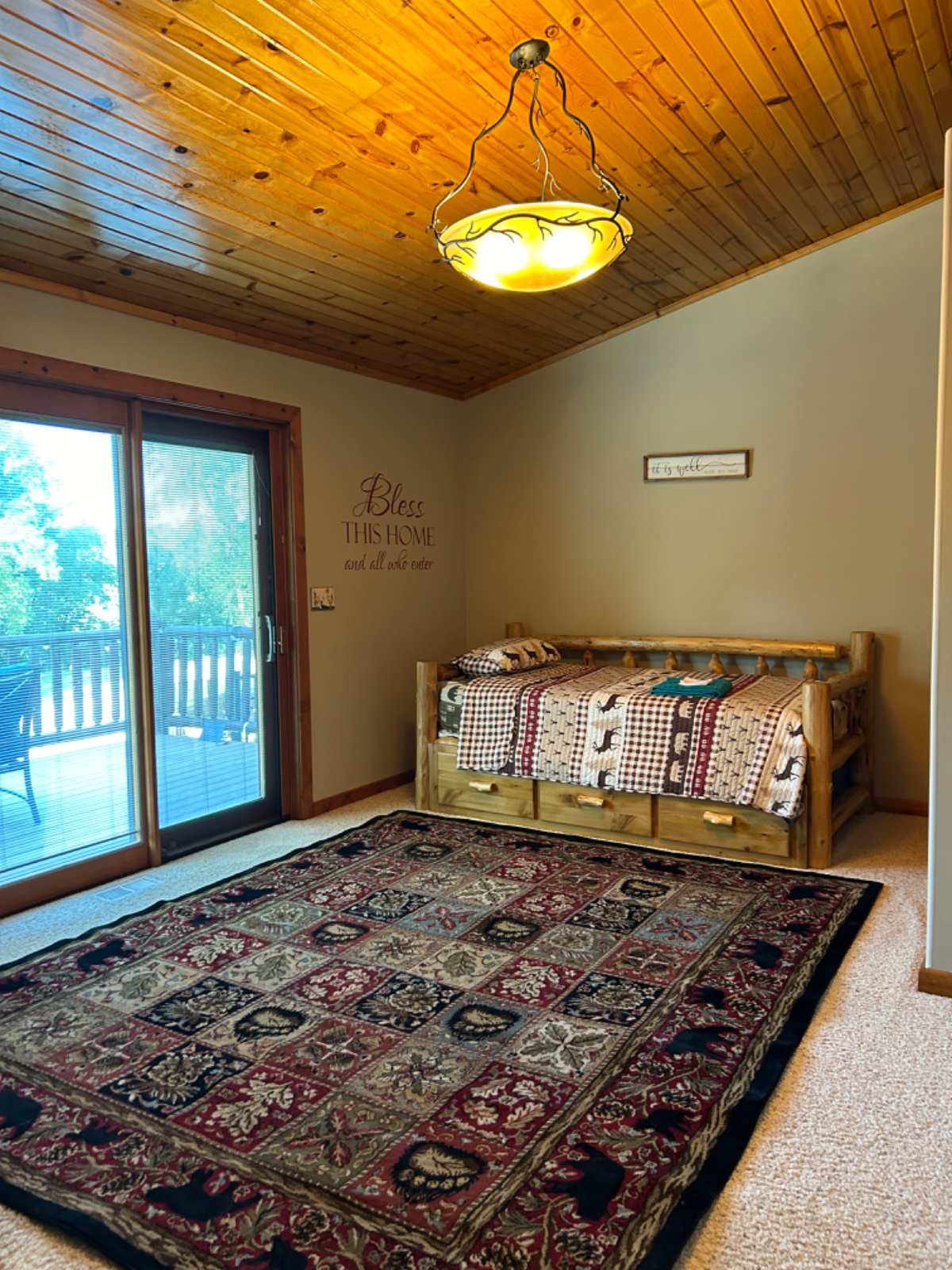 Your Perfect Home Awaits - Embrace Comfort and Serenity in this Charming Rooms For Rent With Amazing Amenities Room 3