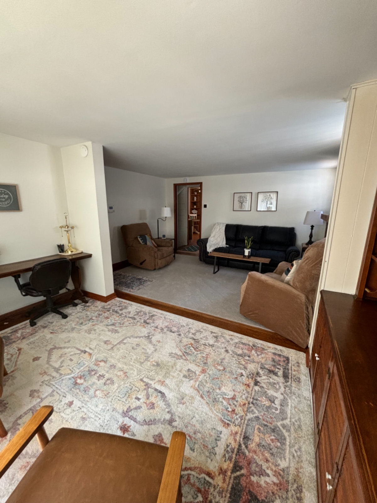 2 BR, Free off street Parking, Central Air, Lower Level Apartment in the heart of South Buffalo - Photo 6